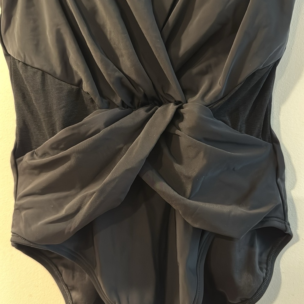 One piece black swimsuit with mesh front - Picture 3 of 5